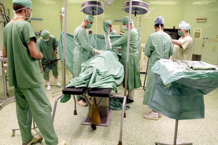 Ilustračný obrázok k článku Primár traumatológie Paulík: Do operačných sál  začalo zatekať, rekonštrukcia je nevyhnutná!