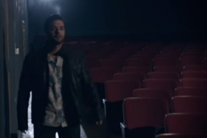 Ilustračný obrázok k článku Obrázky v novom klipe víťaza X faktoru vám budú známe: Nakrúcal sa v Zlatých Moravciach!