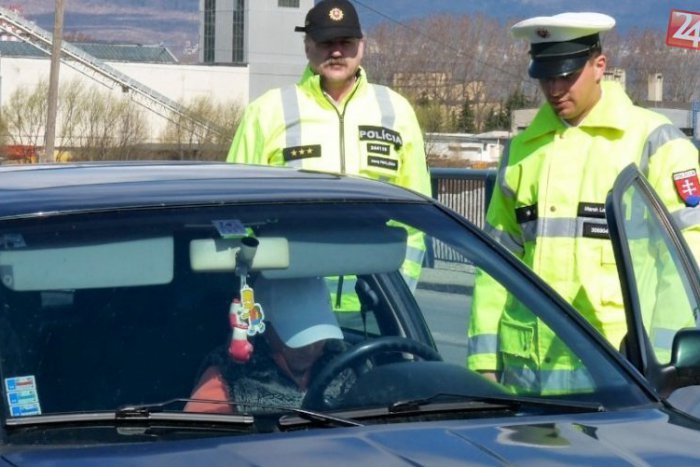 Ilustračný obrázok k článku V piatok na cestách zvýšte pozornosť: Polícia chystá akciu proti nezodpovedným vodičom