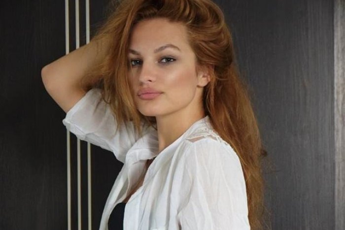 Ilustračný obrázok k článku Sexy Zemplínčanka v hre o najkrajšiu ženu Slovenska: Dlhonohá Andrea sa môže stať Miss Universe! FOTO