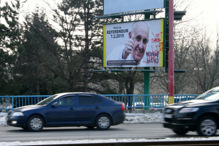 Ilustračný obrázok k článku Komentár: Referendum ukázalo, že Bratislava nie je ostrov liberalizmu v konzervatívnom Slovensku