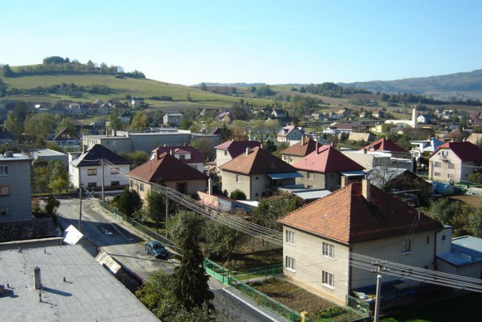 Ilustračný obrázok k článku Dobudovali inžinierske siete: Táto dedina sa radí medzi obce s najnižšou nezamestnanosťou v okrese!