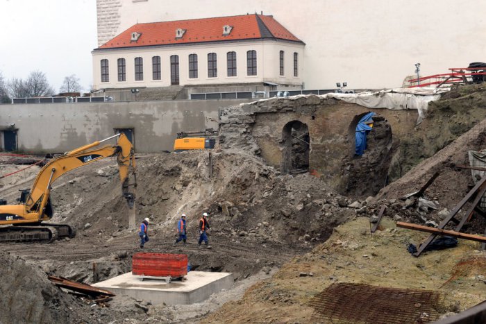 Ilustračný obrázok k článku Aktivisti chcú dať Bratislavský hrad do správy Slovenského národného múzea, no tam o ničom nevedia