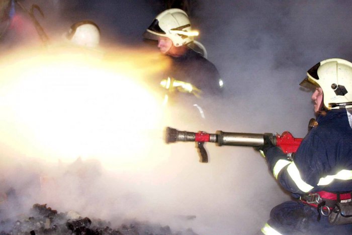 Ilustračný obrázok k článku Pri požiari bývalej reštaurácie zasahovalo 50 hasičov: Škodu vyčíslili na 360-tisíc eur