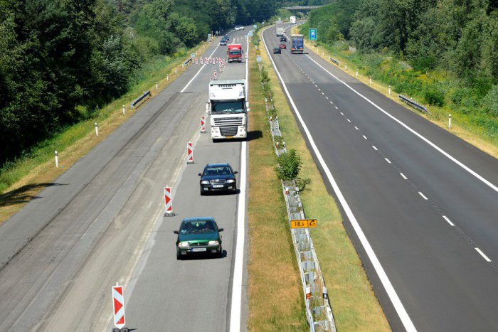 Ilustračný obrázok k článku Na diaľnici D1 v Bratislave čaká na vodičov dopravné obmedzenie až do konca leta