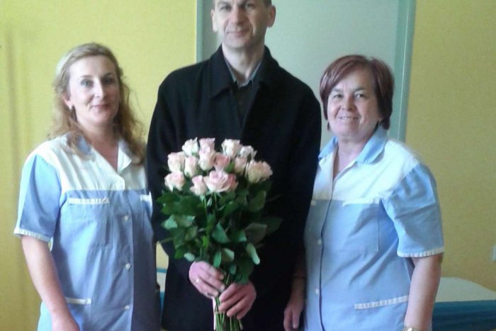 Ilustračný obrázok k článku MDŽ v nemocnici? Kvety sa rozdávali vo veľkom, ružu dostalo až 366 žien