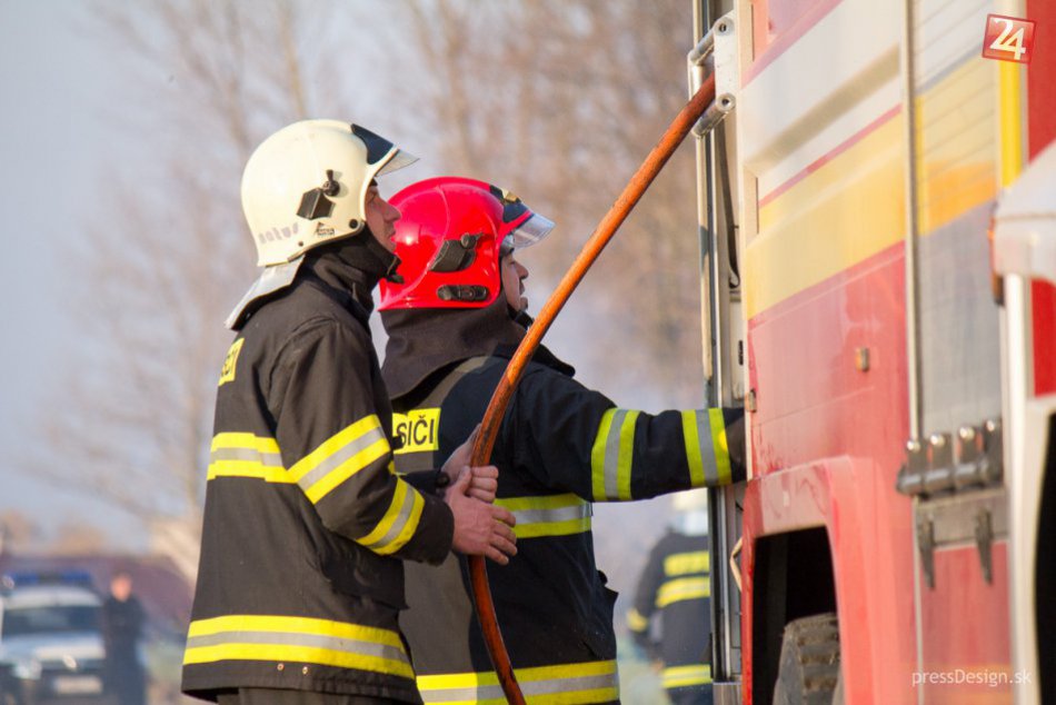 Ilustračný obrázok k článku Dramatické okamihy v Prešove: V bytovke vypukol požiar!