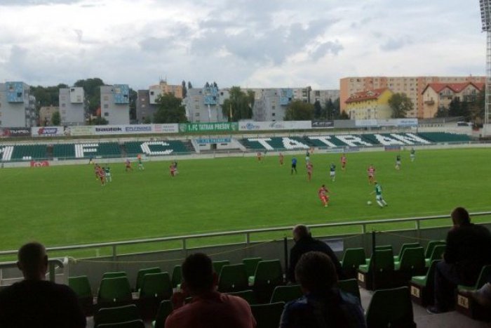 Ilustračný obrázok k článku Poslanci dali futbalovému štadiónu zelenú: Mesto ho postaví spolu so župou, pozrite si jeho VIZUALIZÁCIU