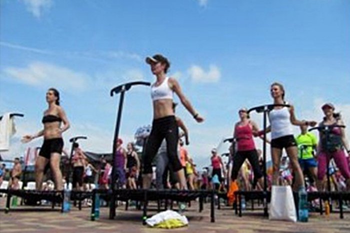 Ilustračný obrázok k článku Rožňava zažije lákavú premiéru: V meste sa prvý raz uskutoční Jumping maratón