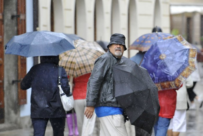 Ilustračný obrázok k článku Trnavu varujú pred veľkým dažďom: Až toľkoto zrážok má spadnúť!