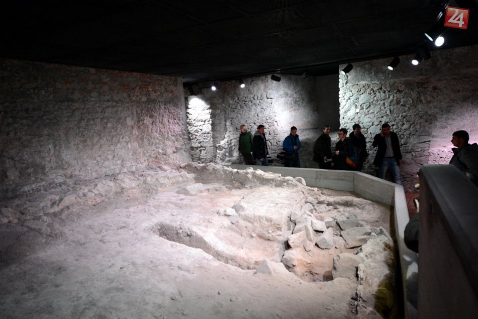 Ilustračný obrázok k článku Viete čo sa skrýva v podzemí Bratislavského hradu? Takto vyzerajú zatiaľ neprístupné nové výstavné priestory
