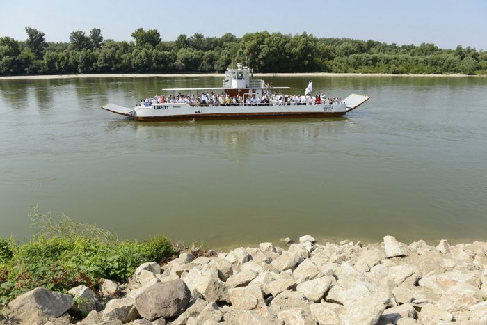 Ilustračný obrázok k článku Kompa a prievoz na Dunaji: Poznáme termín, kedy bude prievoz opäť v prevádzke