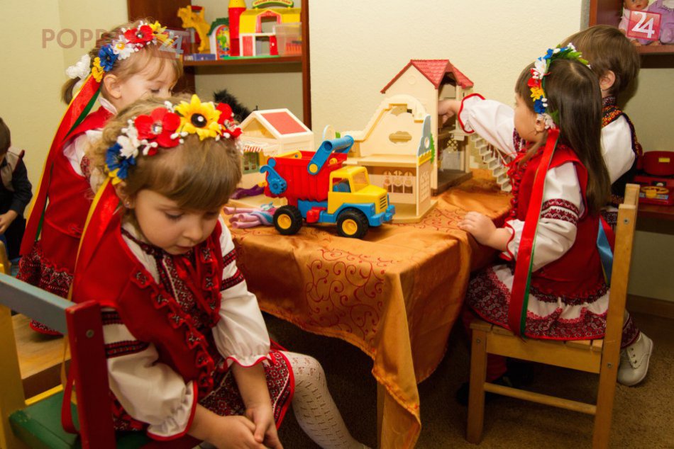 Ilustračný obrázok k článku Boli sme na otvorení novej škôlky vo Svaľave. Pomohli aj vaše hračky, ktoré ste na Ukrajinu darovali