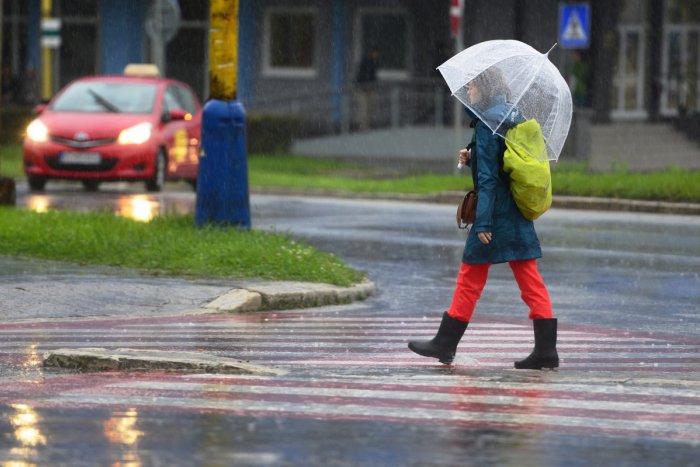 Ilustračný obrázok k článku POZOR, pre Poprad platí výstraha pred dažďom: Až do tejto hodiny si treba dať bacha!