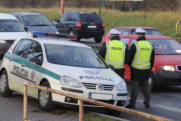 Ilustračný obrázok k článku Dať si pozor pri šoférovaní sa v Banskej Bystrici oplatí: Policajti prezradili, čo si prichystali!