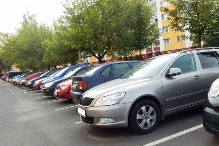 Ilustračný obrázok k článku Parkovanie v Kremnici po novom: Radnica rozdelí mesto na zóny