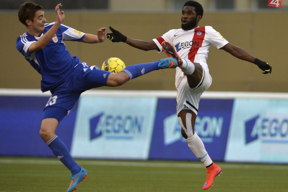 Ilustračný obrázok k článku Dukla vstúpila do semifinálových bojov o pohár: V Trenčíne čelila lídrovi ligy