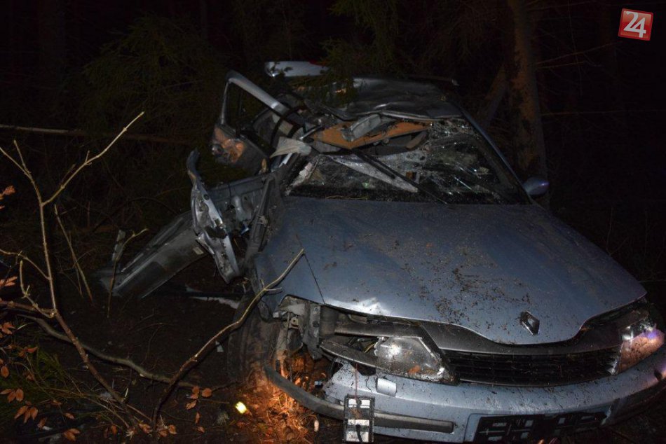 Ilustračný obrázok k článku Tragédia na Horehroní: Mladík (15) bez vodičáku nabúral otcove auto, kamarát (†17) na mieste mŕtvy! FOTO