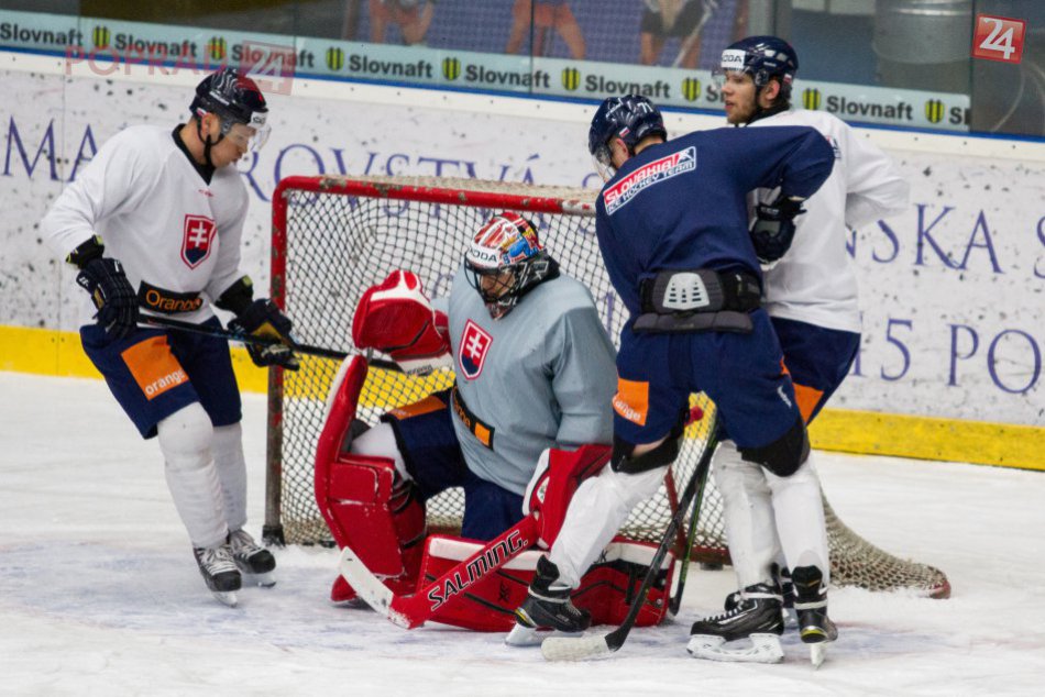 Ilustračný obrázok k článku Hokejoví reprezentanti sa už objavili na popradskom ľade: Do tréningového procesu sa zapojil i Kežmarčan Denis Godla