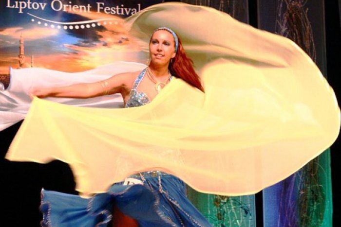 Ilustračný obrázok k článku Liptov opäť raz opantá vášeň Orientu: Na festivale brušných tancov vystúpi takmer 260 tanečníc