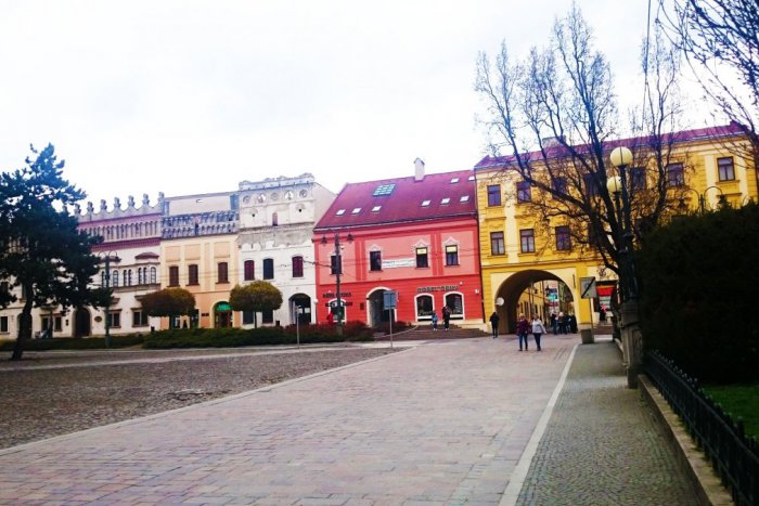 Ilustračný obrázok k článku Kuriozita v Prešove, o ktorej vie zrejme málokto: Tipnite si, koľko ľudí býva na tejto ulici :)