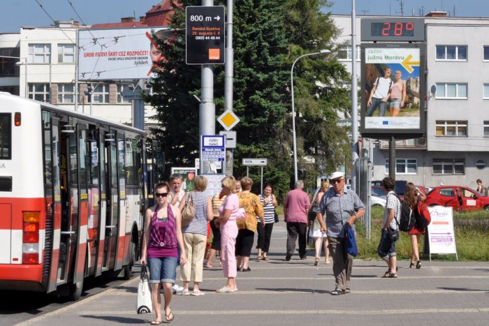 Ilustračný obrázok k článku Jarné teplo láka von: 5 tipov, ako si najlepšie v Bystrici vychutnať slnečné počasie