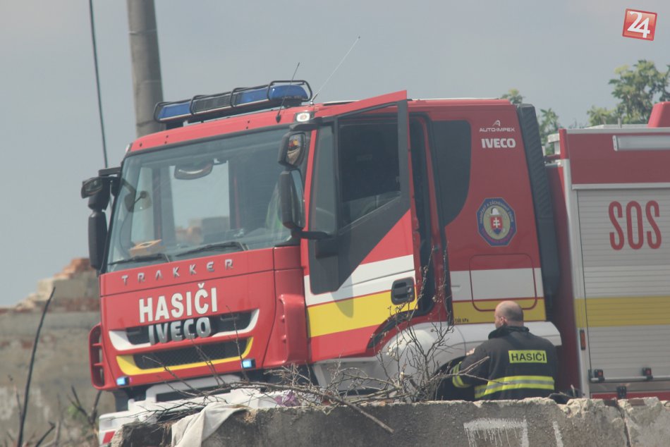 Ilustračný obrázok k článku Požiar v krajčírskej dielni: Škody sa vyšplhali na minimálne štvrť milióna eur