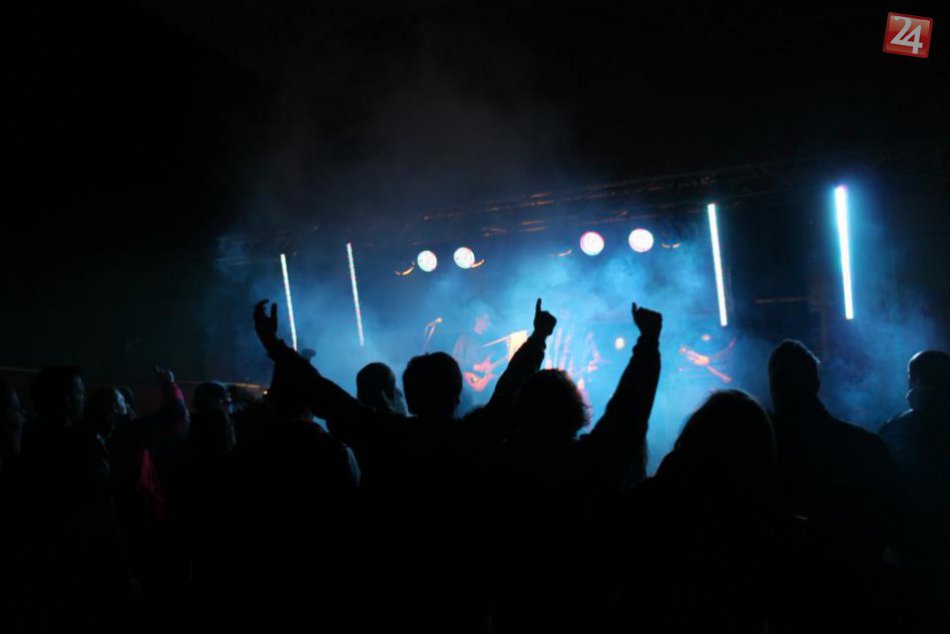 Ilustračný obrázok k článku Hlohovec už čoskoro zažije hudobný festival: Tieto kapely to odpália na pódiu!