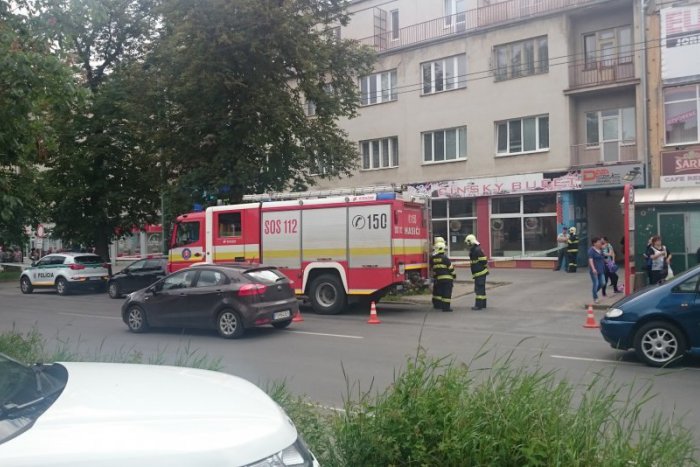 Ilustračný obrázok k článku Po anonyme sú policajti na nohách: Rozruch v rožňavskej banke!