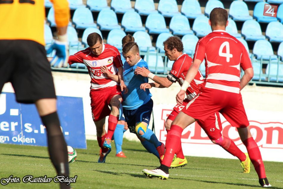 Ilustračný obrázok k článku Prichádza druhé kolo Slovnaft Cup-u: Futbalisti Nitry proti Topoľčanom!