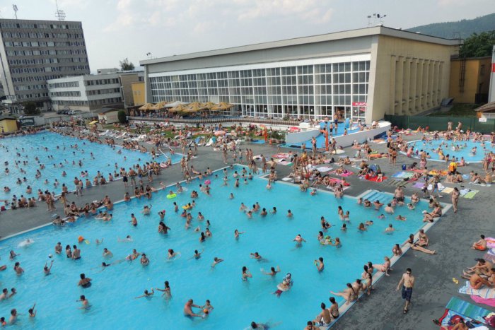 Ilustračný obrázok k článku Mestská plaváreň štartuje letnú sezónu: Otvorila vonkajší bazén a na rade sú ďalšie