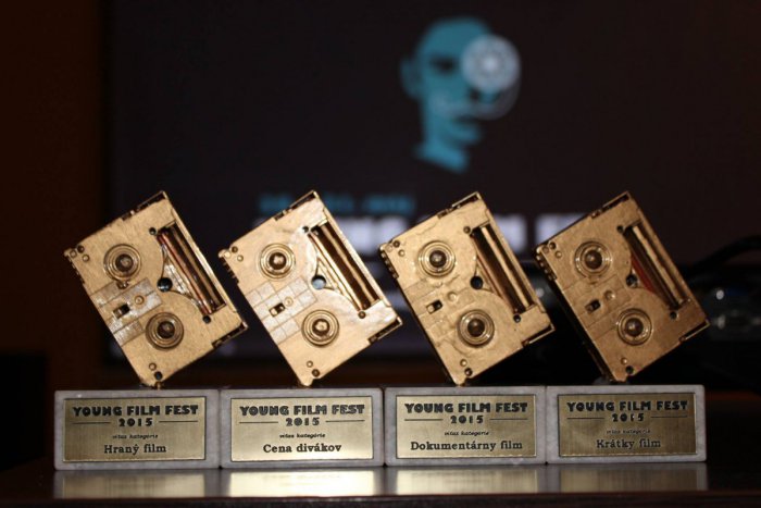 Ilustračný obrázok k článku Ceny sú rozdané: Na treťom ročníku Young Film Festu uspeli najmä filmy s aktuálnou témou