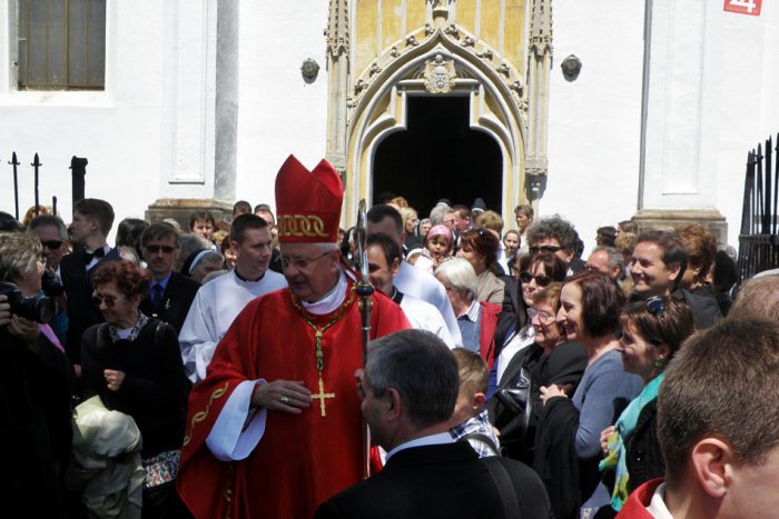 Ilustračný obrázok k článku Biskup Stolárik sa ujal funkcie naplno: Vymenoval nových vikárov