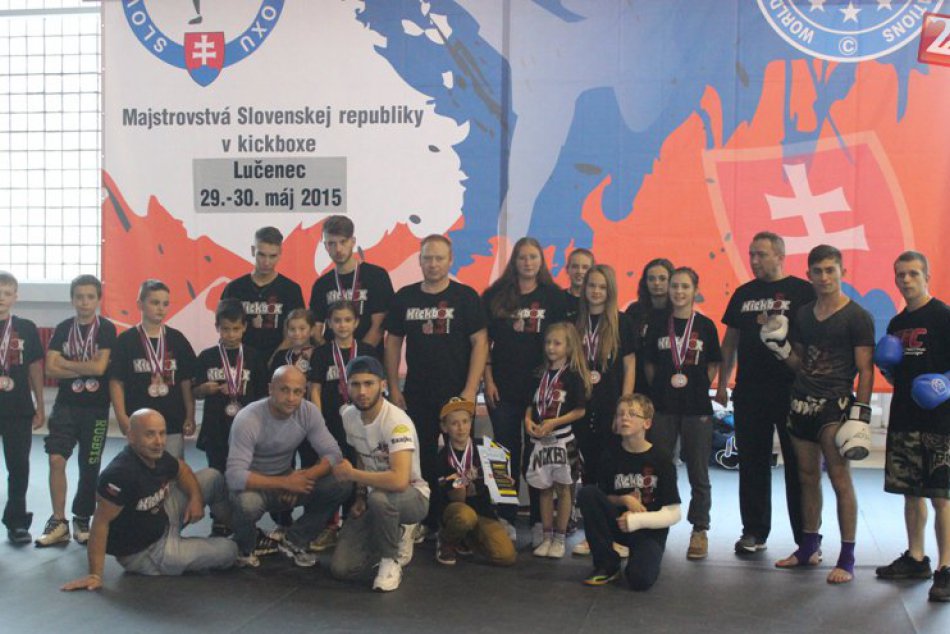 Ilustračný obrázok k článku Revúcki kickboxeristi dosiahli veľký úspech: Z Majstrovstiev Slovenska prišli ovešaní medailami