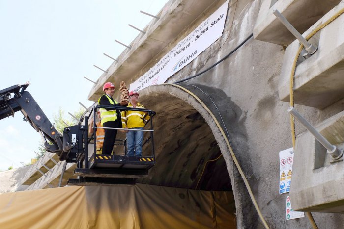 Ilustračný obrázok k článku Odštartovala výstavba tunela Višňové: Zoznámte sa s náročným projektom v zaujímavých číslach...