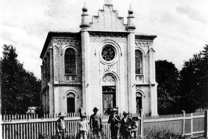 Ilustračný obrázok k článku Rožňavská synagóga je už minulosťou: Ako to bolo so Židmi v našom meste?