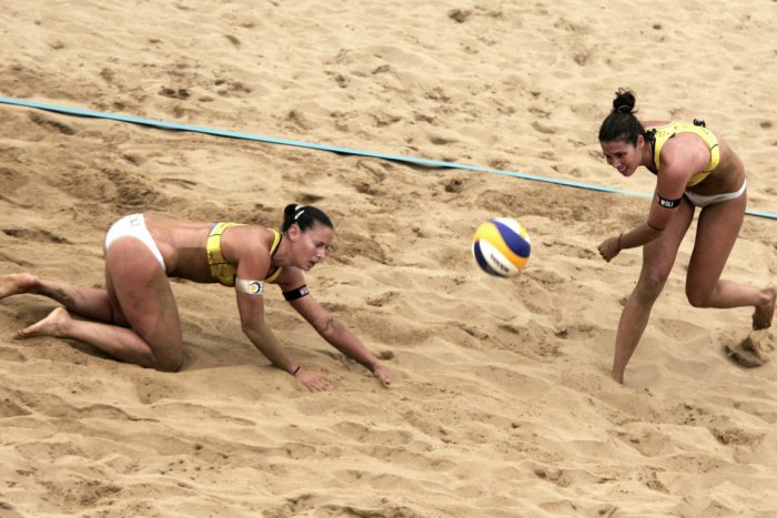 Ilustračný obrázok k článku Čas na pláži môžete tráviť aj aktívne: PREHĽAD športových aktivít na kúpaliskách v našom regióne