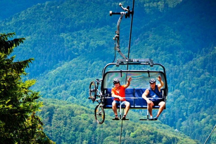 Ilustračný obrázok k článku Slováci dobyli Južnú Kóreu: Stavajú tam modernú lanovú dráhu