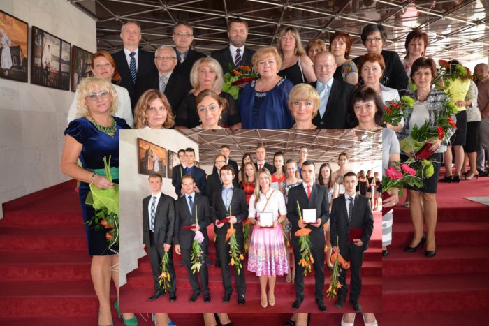 Ilustračný obrázok k článku Kraj oceňoval najúspešnejších učiteľov a žiakov: Plakety putovali aj pod Tatry