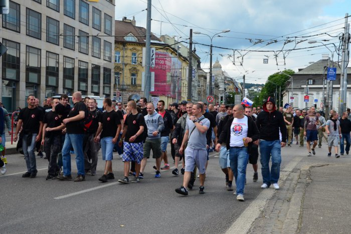 Ilustračný obrázok k článku OBRAZOM: Rozvášnený dav pochodoval Bratislavou