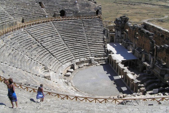 Ilustračný obrázok k článku Vystavia vzácne predmety z čias antiky: V múzeu sú už vyše 100 rokov