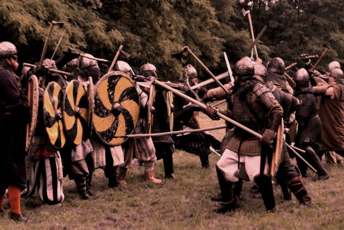 Ilustračný obrázok k článku Slovania a Vikingovia pri Žiline už onedlho: Kôň vraj vyveští výsledok krutej bitky