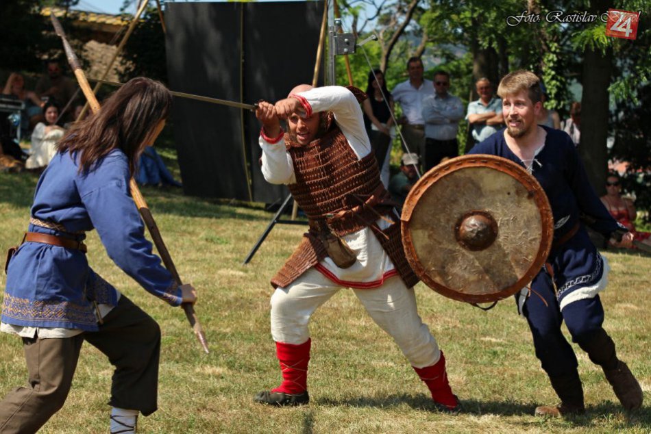 Ilustračný obrázok k článku Známa zrúcanina sa vráti do dávnej minulosti: PROGRAM Stredoveku na Oponickom hrade