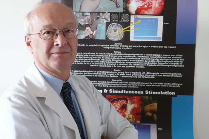 Ilustračný obrázok k článku Lekár, na ktorého môže byť Bystrica hrdá: ROZHOVOR so špičkovým neurochirurgom Galandom