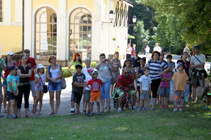 Ilustračný obrázok k článku Obrazom: Milovníci histórie strávili víkend v betliarskom kaštieli