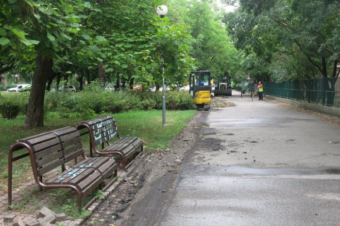 Ilustračný obrázok k článku Ružinovské chodníky a cesty dostanú novú tvár. Treba sa však pripraviť aj na dopravné obmedzenia