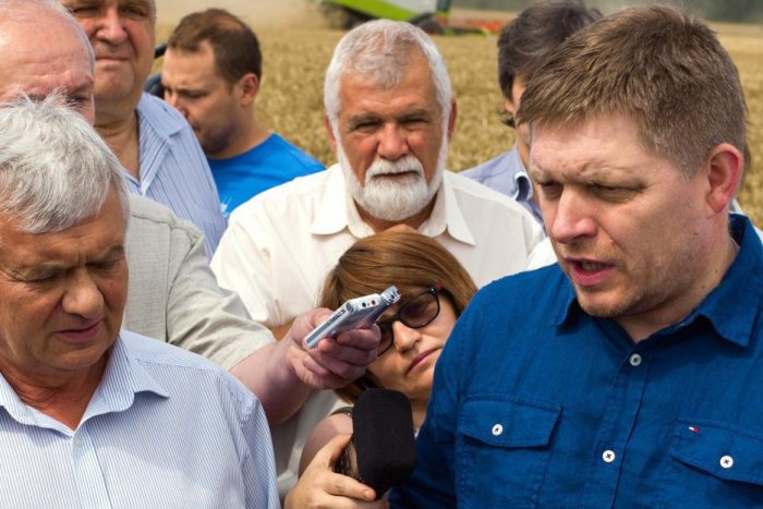 Ilustračný obrázok k článku Premiér smeruje do okresu Hlohovec: Pozrite, čo tu budú s Jahnátkom robiť!