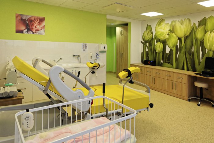 Ilustračný obrázok k článku OBRAZOM: V humenskej nemocnici uviedli do života pôrodnicu novej generácie!