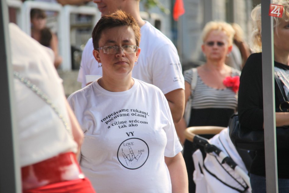 Ilustračný obrázok k článku V Nitre vznikli unikátne slovníky posunkového jazyka: Na Slovensku sú jediné svojho druhu