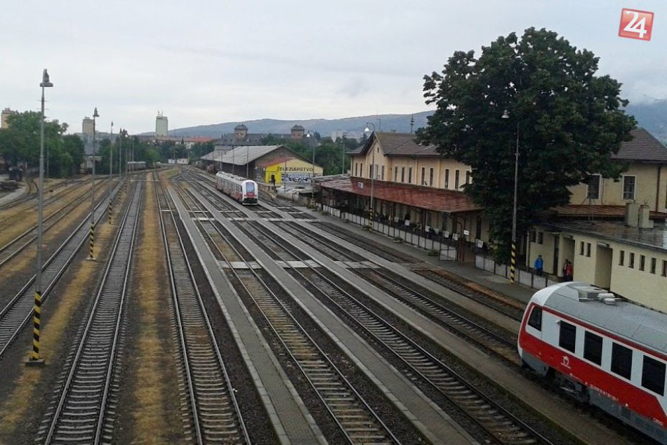 Ilustračný obrázok k článku Nevyhovujúca podoba vlakovej stanice:  Mesto hľadá možnosti, ako ju zrekonštruovať